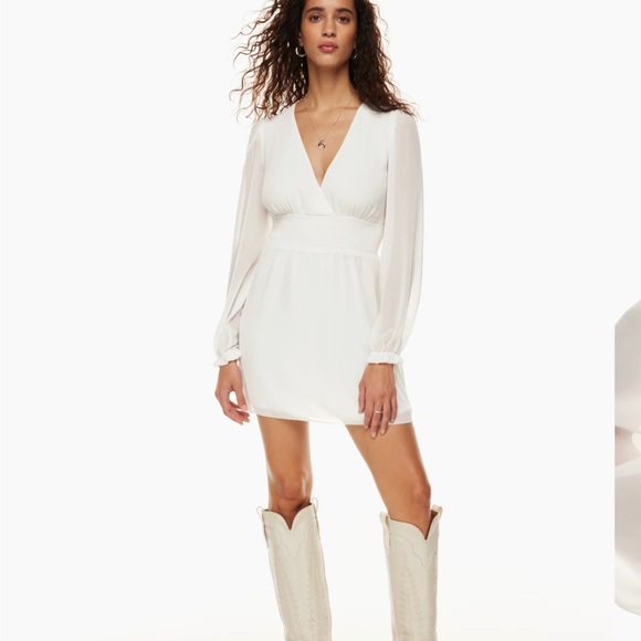 Spring Medley Red Aritzia V Neck Wistful Dress Large Wilfred - Picture 2 of 6